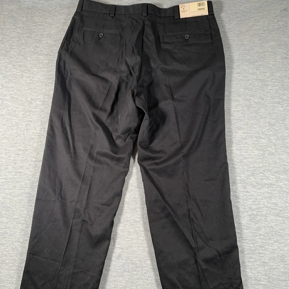 Haggar Dress Pants Mens 38x30 Black Classic Fit Gabardine Work Business